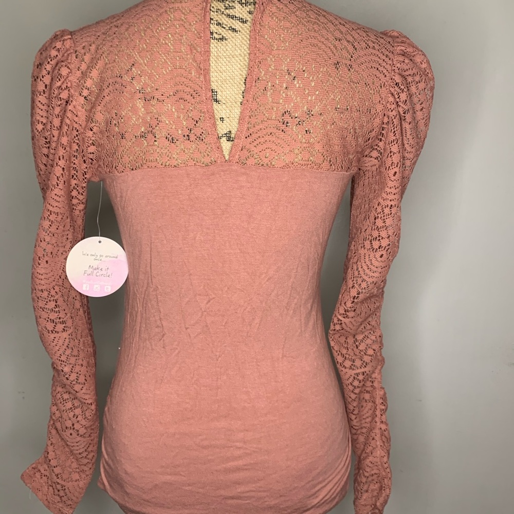 NWT rose pink lace long sleeved blouse top - Picture 3 of 6